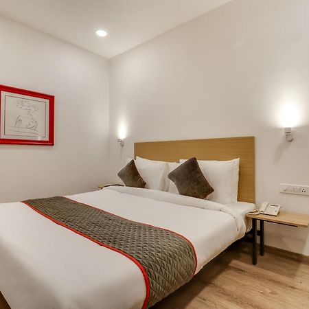 Townhouse Woodland Hotel Nagpur Eksteriør billede