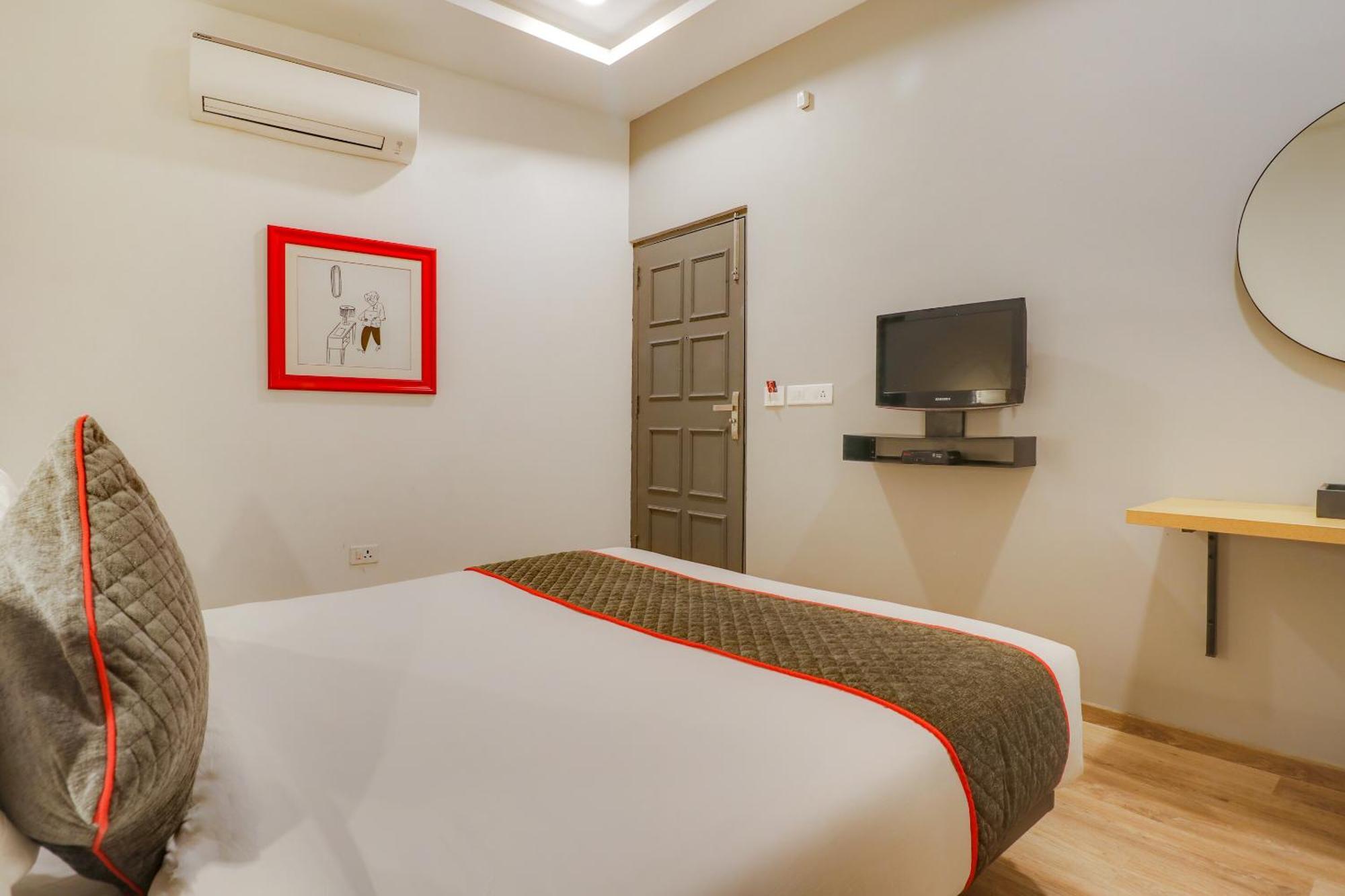 Townhouse Woodland Hotel Nagpur Eksteriør billede