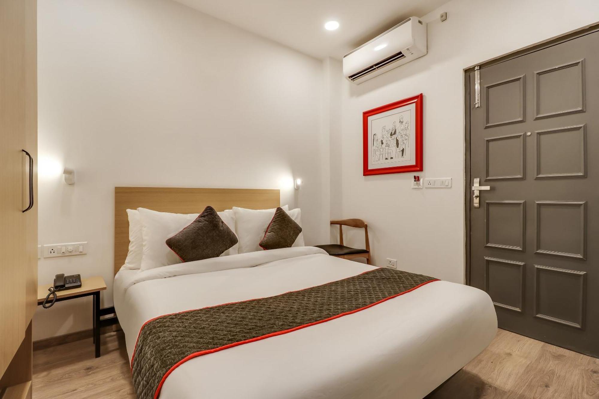 Townhouse Woodland Hotel Nagpur Eksteriør billede